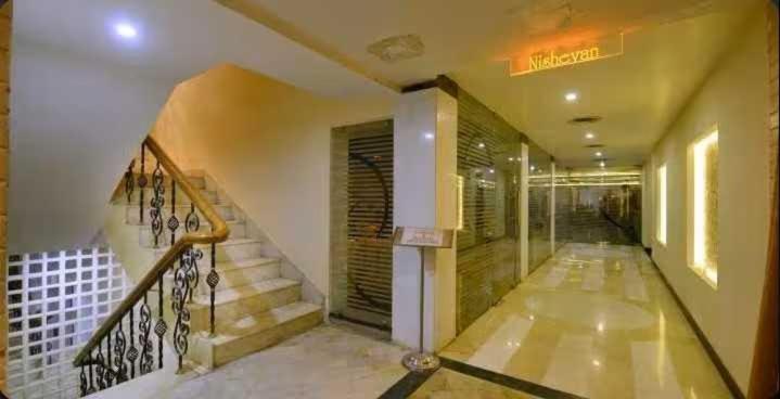 Palette Hotel Nisarga By Sunday Bhopal Exterior photo